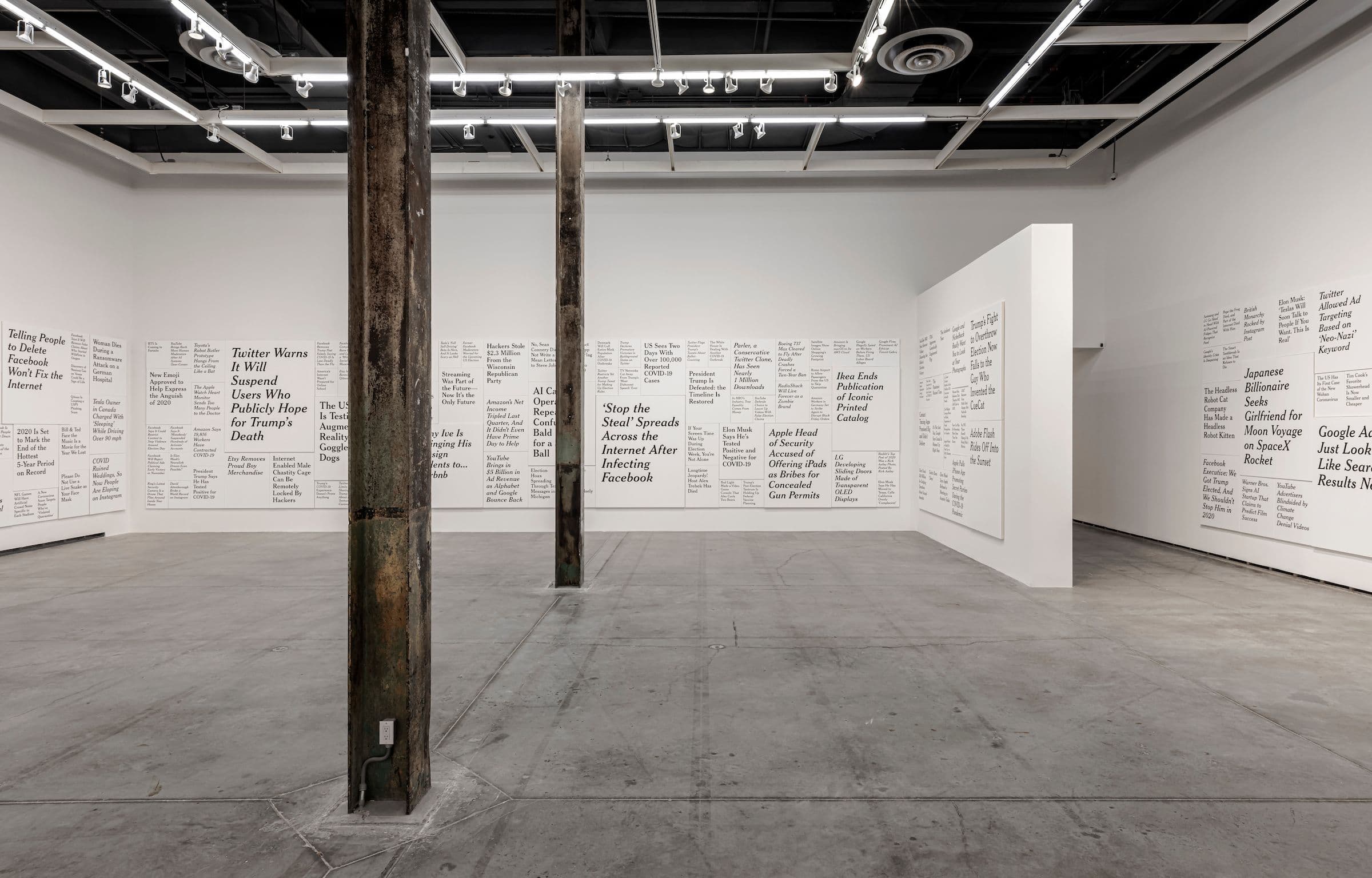 Ron Terada, TL;DR, 2020-2022. Acrylic on canvas. Courtesy the artist and Catriona Jeffries, Vancouver. Installation view: WE DID THIS TO OURSELVES, The Power Plant, Toronto, 2023. Photo: Toni Hafkenscheid.