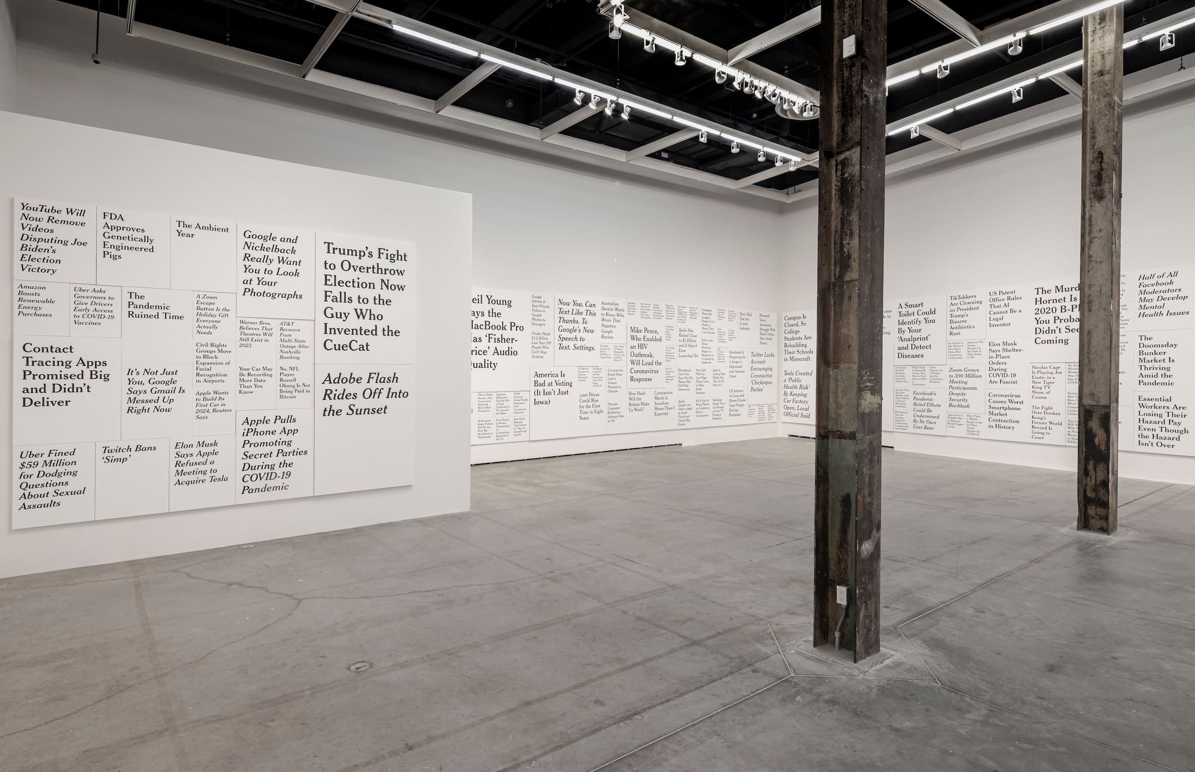Ron Terada, TL;DR, 2020-2022. Acrylic on canvas. Courtesy the artist and Catriona Jeffries, Vancouver. Installation view: WE DID THIS TO OURSELVES, The Power Plant, Toronto, 2023. Photo: Toni Hafkenscheid.