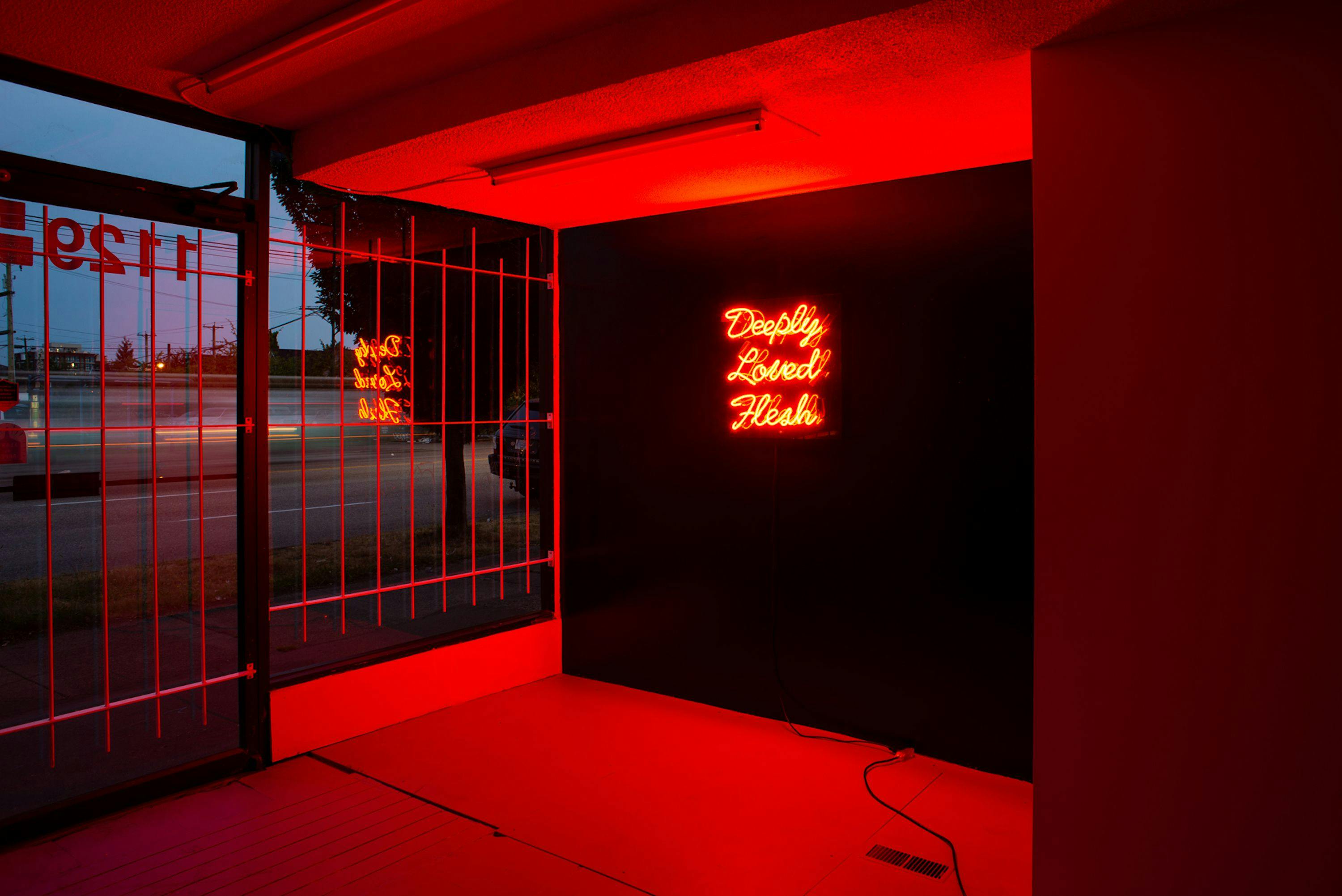 Julia Rose Sutherland, Flesh Economics, 2018. Neon sign, 62.6 x 62.2 x 15.2 cm. Courtesy the artist. Photo: Mike Love.